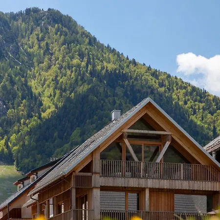 Appartement Stylish 2-bed Top-floor In *