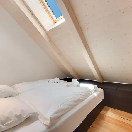 Stylish 2-bed Top-floor In Kranjska Gora