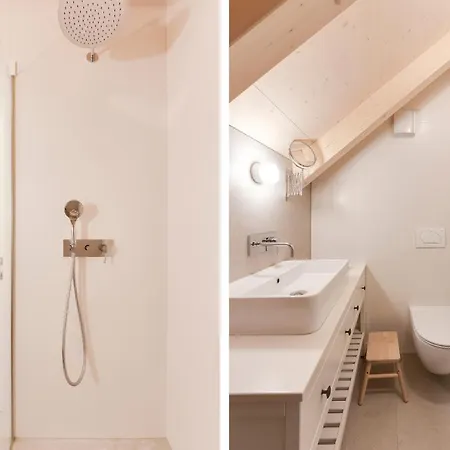 Stylish 2-bed Top-floor In Appartement *